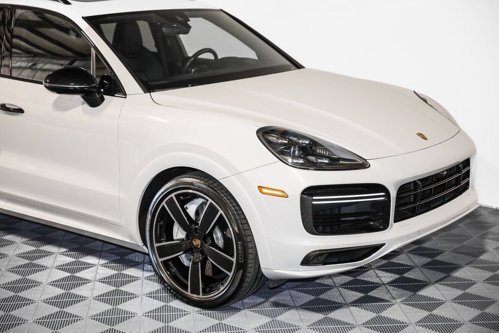 Used 2019 Porsche Cayenne Turbo AWD/4WD image 6