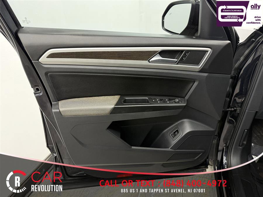 Used 2018 Volkswagen Atlas SE image 27