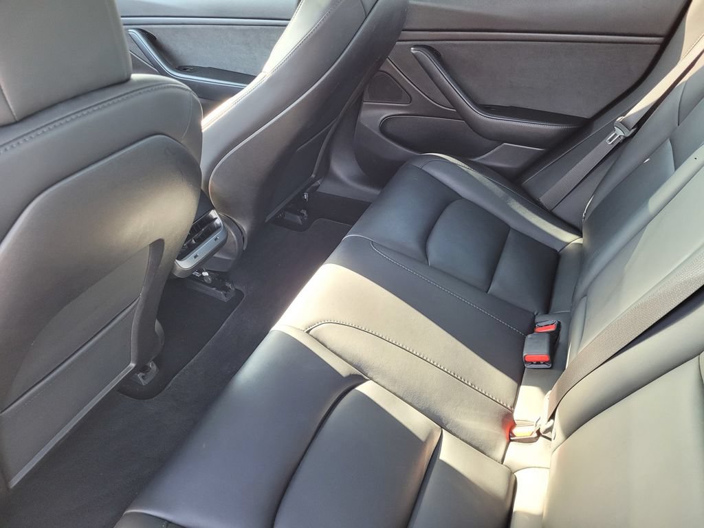 Used 2018 Tesla Model 3 Long Range AWD/4WD image 9