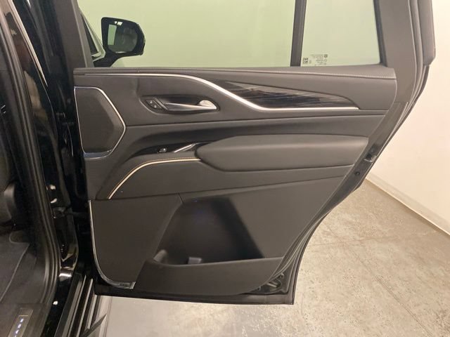 Used 2022 Cadillac Escalade Sport w/ Touring Package AWD/4WD image 28