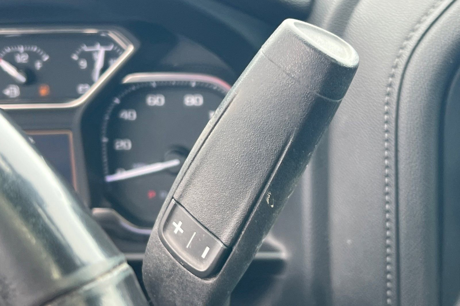 Used 2021 GMC Sierra 2500 SLT w/ SLT Premium Package image 18