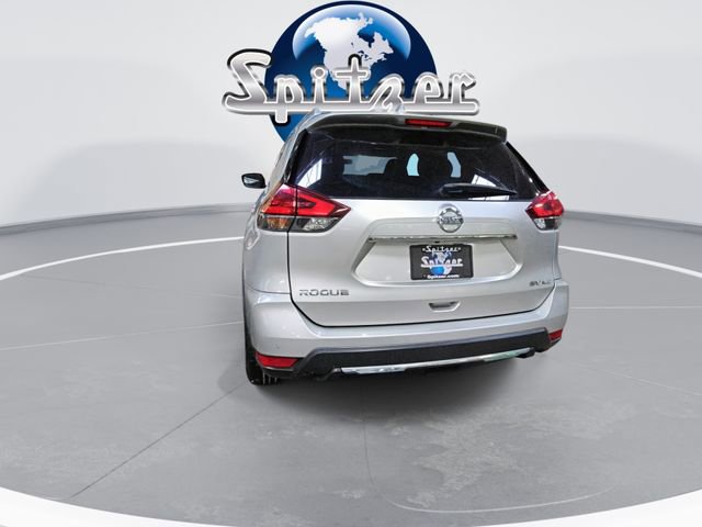 Used 2018 Nissan Rogue SV image 7