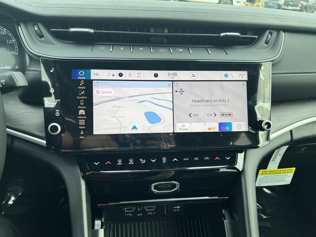 New 2026 Jeep Grand Cherokee Laredo image 10