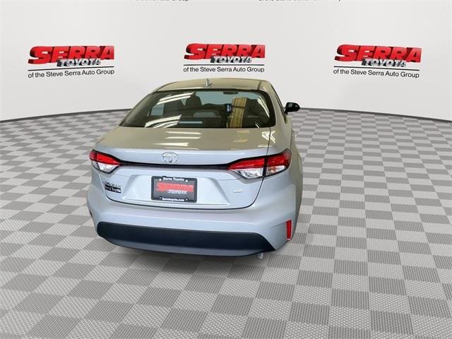 Used 2025 Toyota Corolla LE w/ Convenience Package image 8