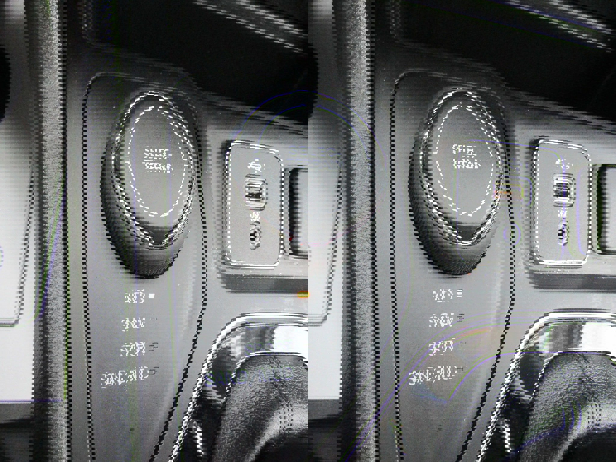 Used 2019 Jeep Cherokee Limited w/ Luxury Group image 34