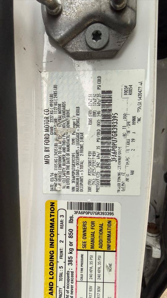 Used 2016 Ford Fusion Energi SE FWD image 22