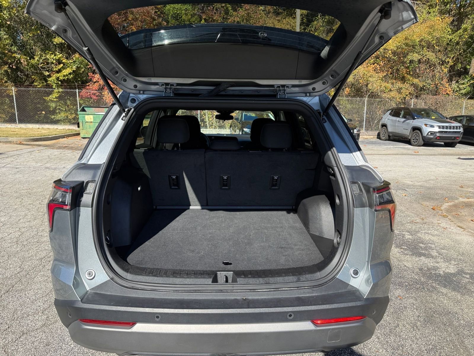 Used 2025 Chevrolet Equinox LT image 31