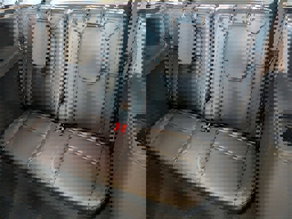 New 2026 Lincoln Aviator Reserve image 27