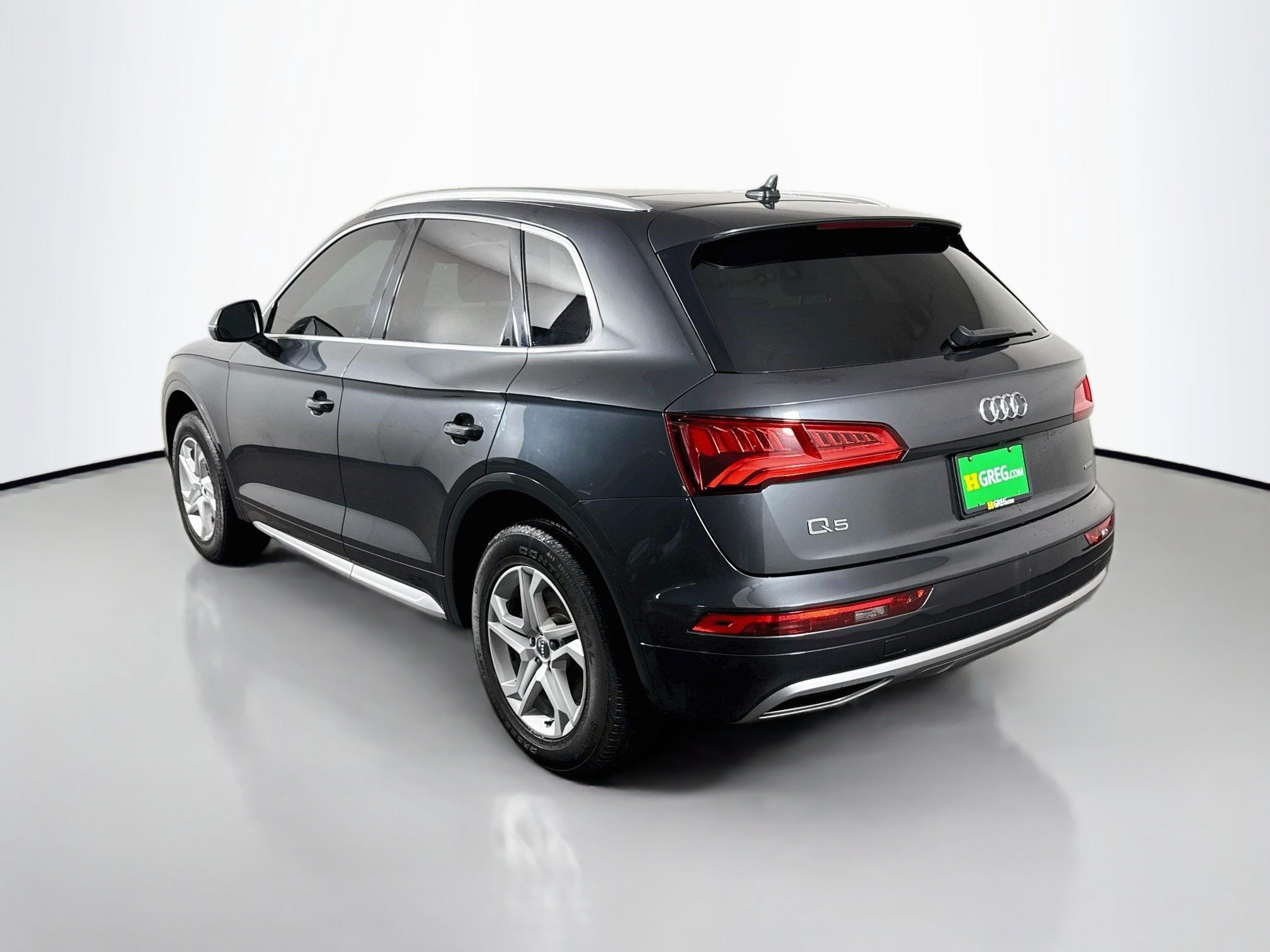 Used 2019 Audi Q5 2.0T Premium w/ Convenience Package AWD/4WD image 7