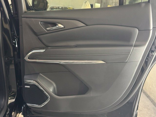 New 2027 Chevrolet Traverse Z71 w/ Enhanced Driving Package AWD/4WD image 30