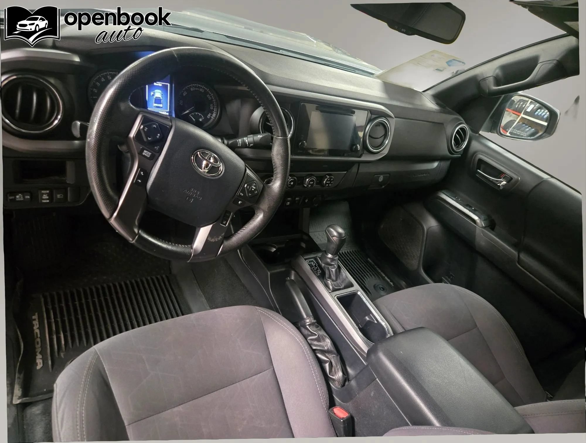 Used 2019 Toyota Tacoma TRD Sport AWD/4WD image 10