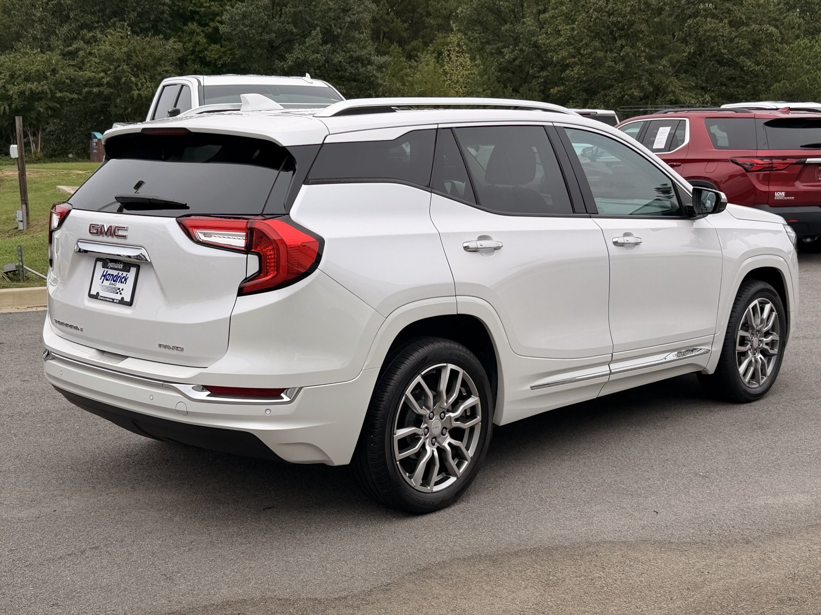 Used 2022 GMC Terrain Denali AWD/4WD image 12