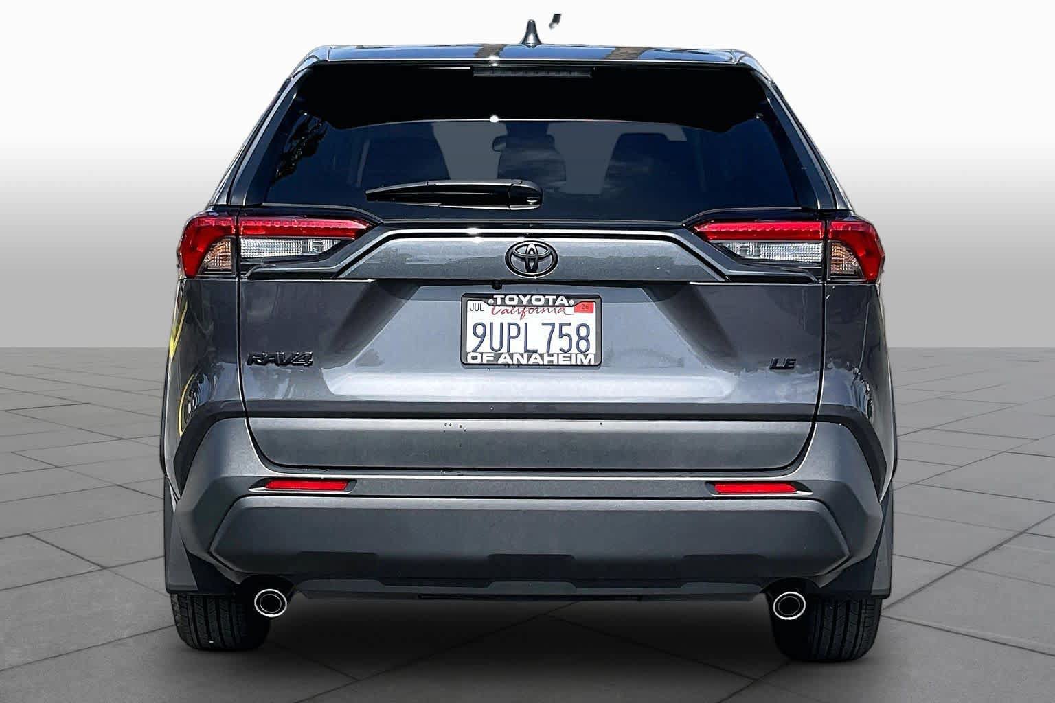 Used 2025 Toyota RAV4 LE FWD image 4