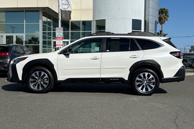 Used 2023 Subaru Outback Limited AWD/4WD image 7