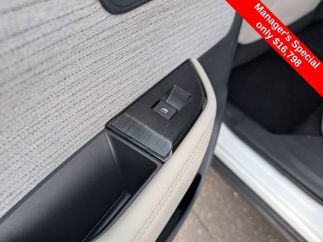 Used 2021 Nissan Rogue SV image 11