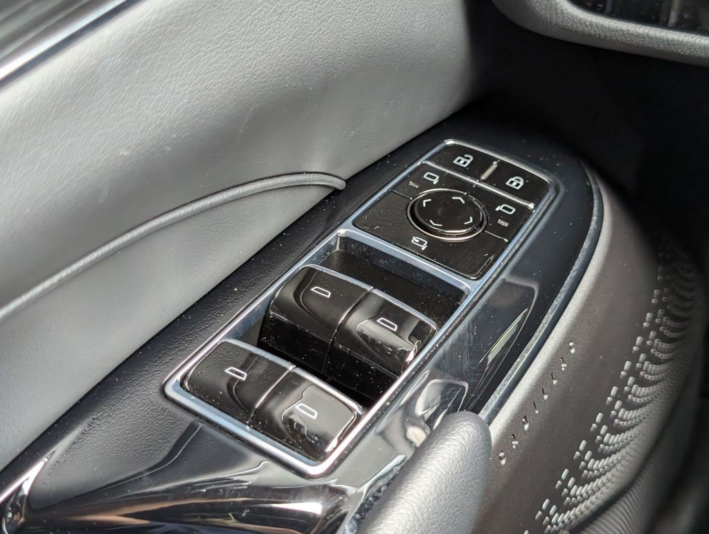 Certified 2024 Cadillac Lyriq Sport AWD/4WD image 30