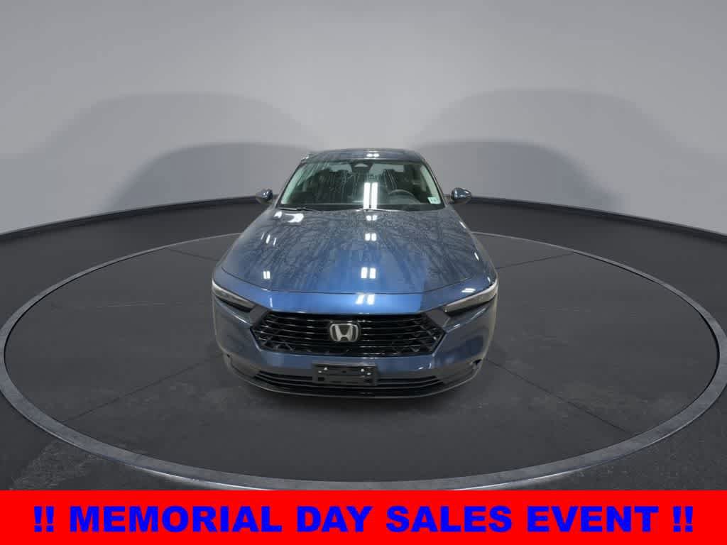 Used 2023 Honda Accord EX image 3