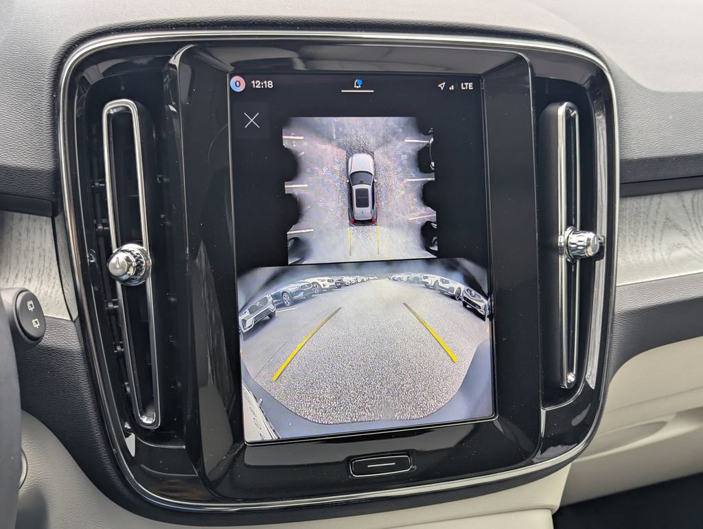 Certified 2026 Volvo XC40 B5 Plus w/ Protection Package Premier AWD/4WD image 21
