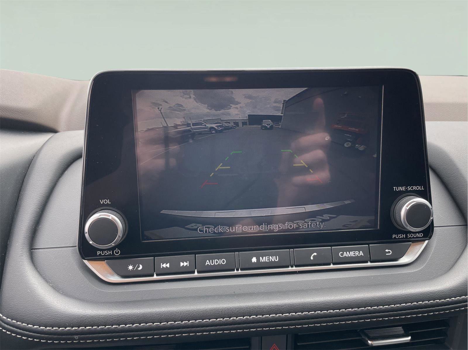 Used 2023 Nissan Rogue SV AWD/4WD image 27