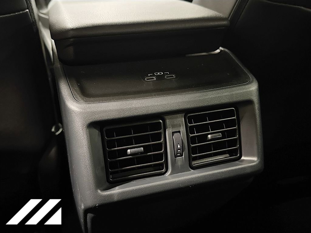 New 2026 Subaru Solterra image 24