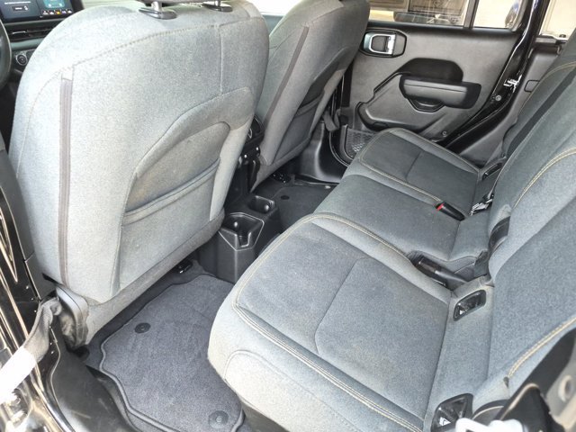 Used 2025 Jeep Gladiator Sport AWD/4WD image 12