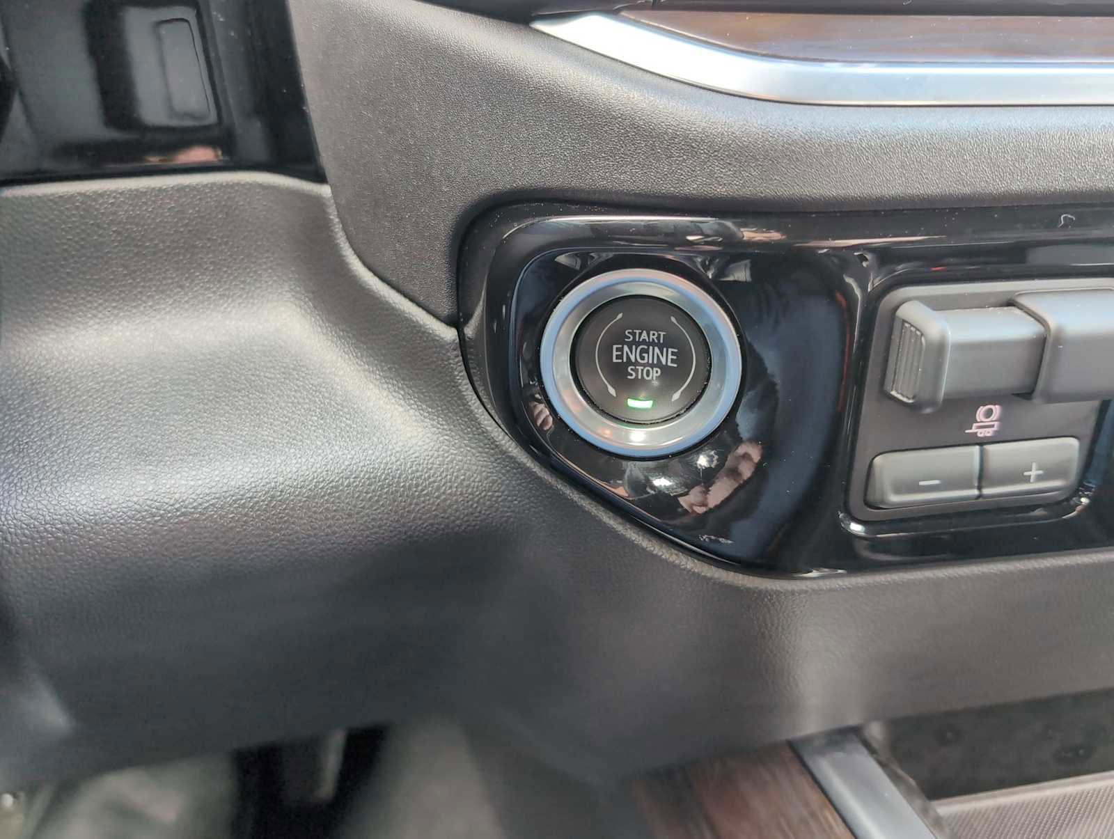 Used 2022 GMC Sierra 1500 SLT w/ SLT Premium Package image 24