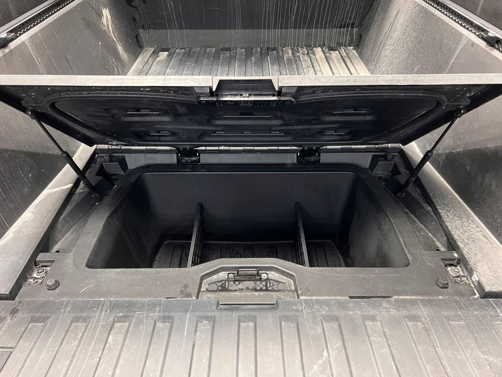 Used 2024 Tesla Cybertruck Cyberbeast image 21