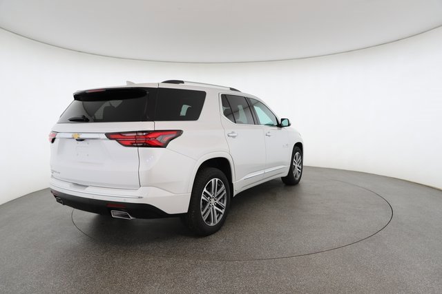 Used 2024 Chevrolet Traverse High Country image 17