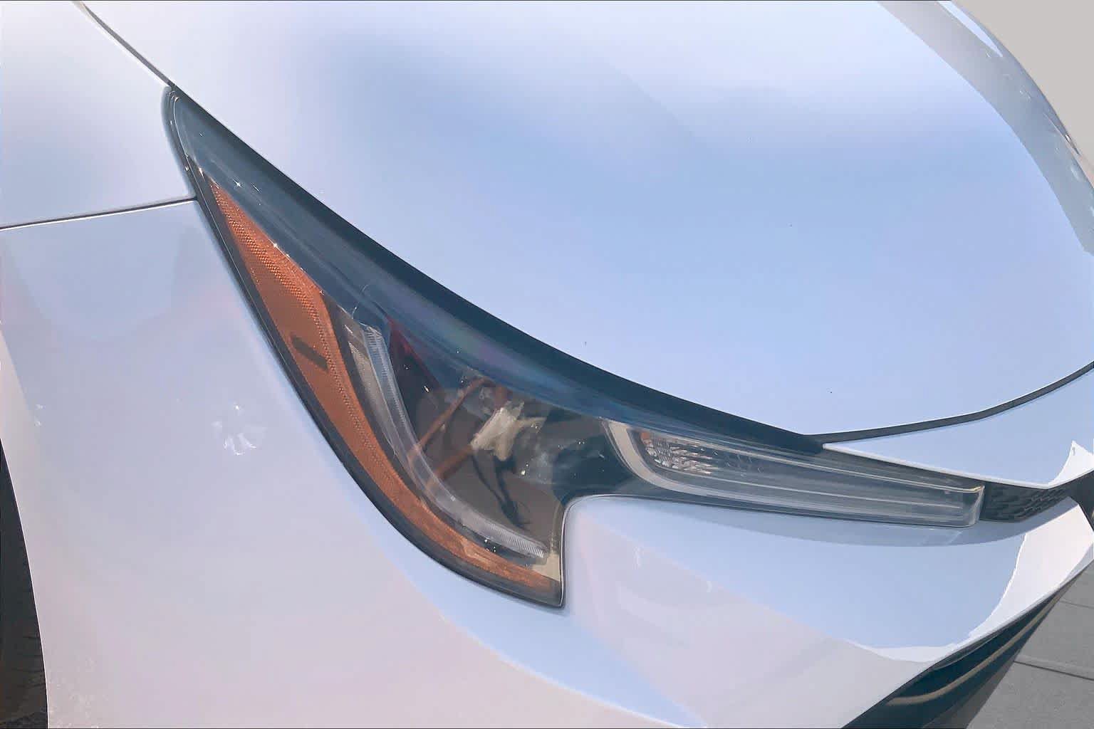 Used 2025 Toyota Corolla LE FWD image 28