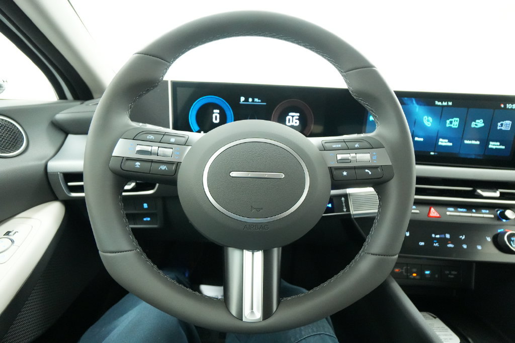 New 2026 Hyundai Sonata SEL AWD/4WD image 32