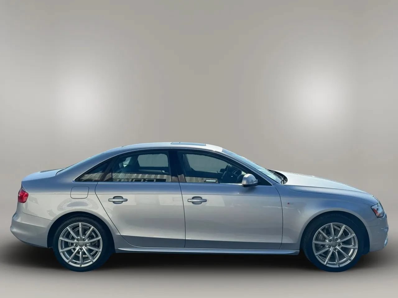 Used 2015 Audi A4 2.0T Premium Plus w/ Technology Package AWD/4WD image 4