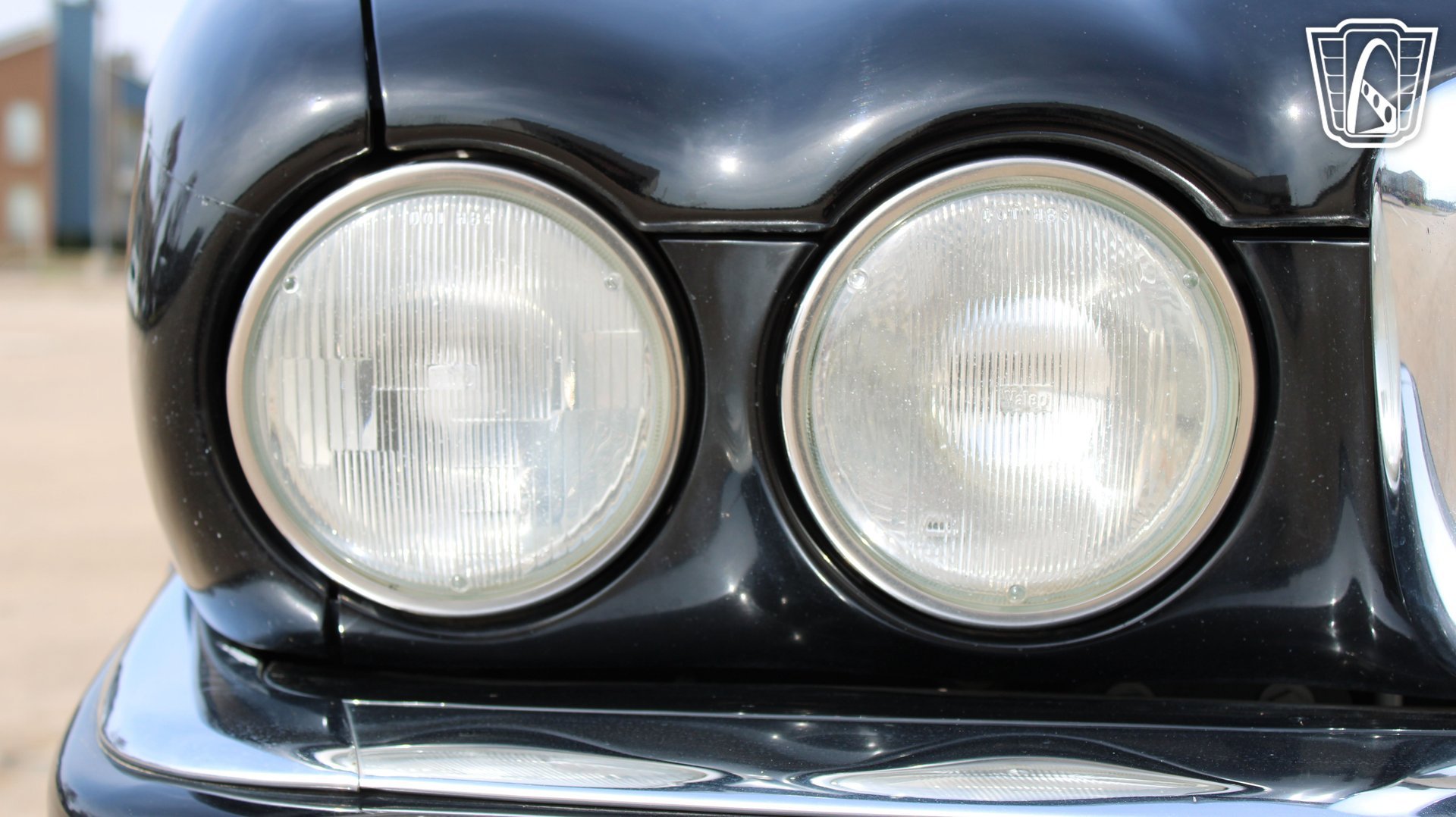 Used 1995 Jaguar XJ6 image 19