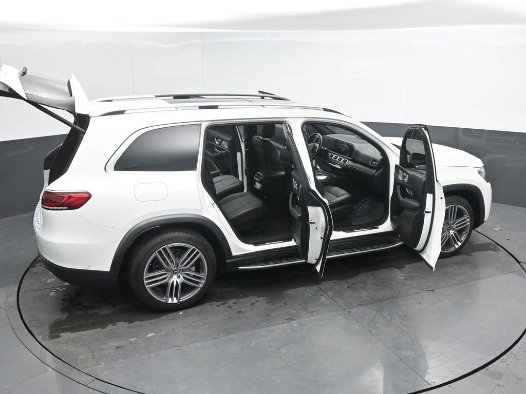 Used 2022 Mercedes-Benz GLS 450 4MATIC image 52