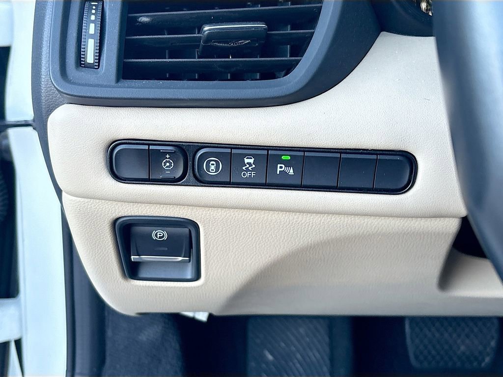 Used 2022 Acura TLX w/ Technology Package FWD image 10