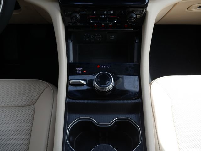 Used 2025 Jeep Grand Cherokee Limited w/ Luxury Tech Group II AWD/4WD image 23