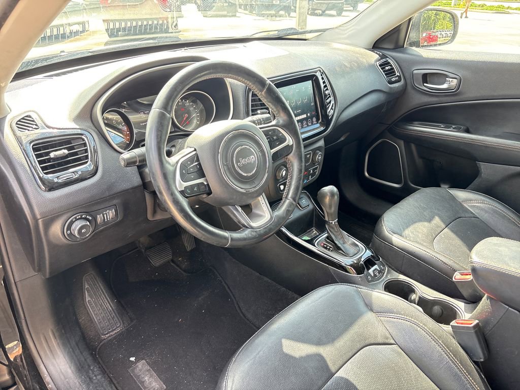 Used 2018 Jeep Compass Limited w/ Safe & Security Group FWD image 6