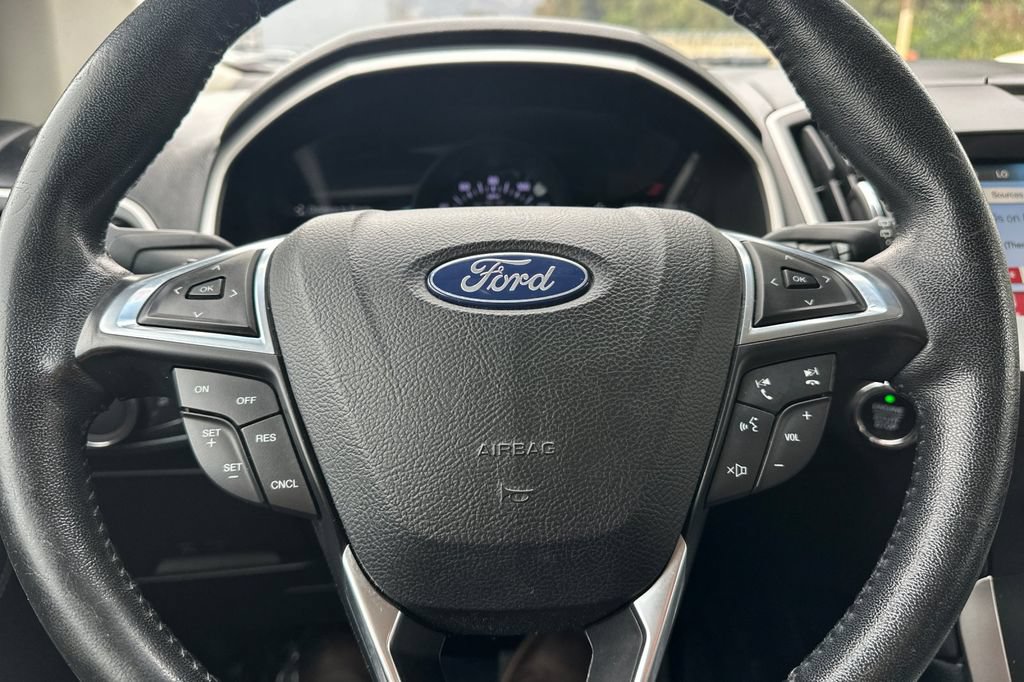Used 2018 Ford Edge SEL w/ Equipment Group 201A FWD image 22