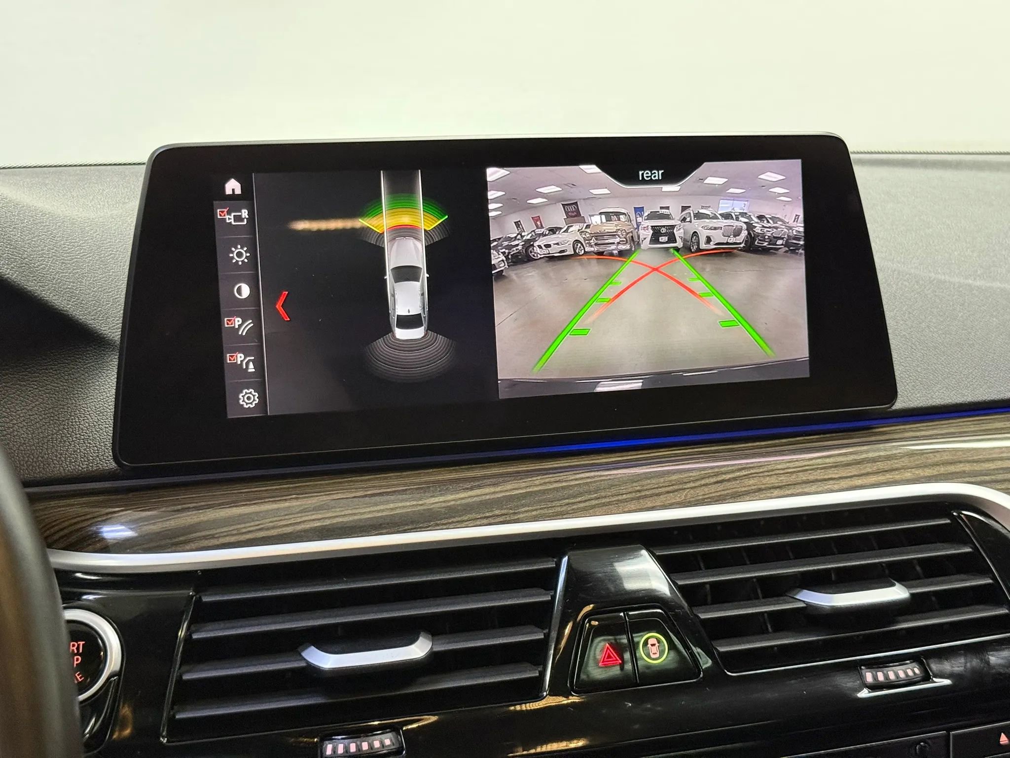 Used 2019 BMW 530i w/ M Sport Package RWD image 21