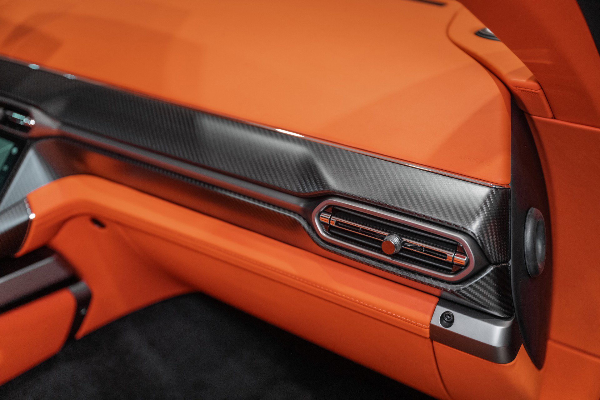 New 2026 Aston Martin Vanquish Convertible image 18