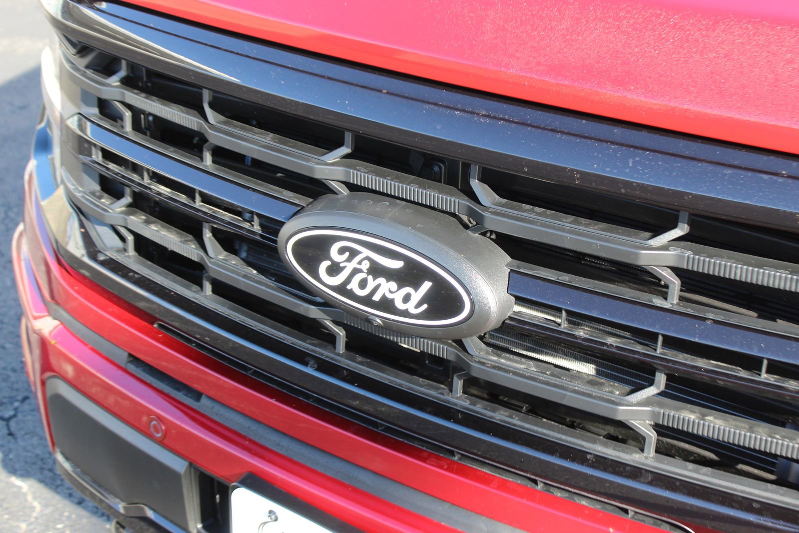 New 2025 Ford F150 XLT w/ Equipment Group 302A MID image 9