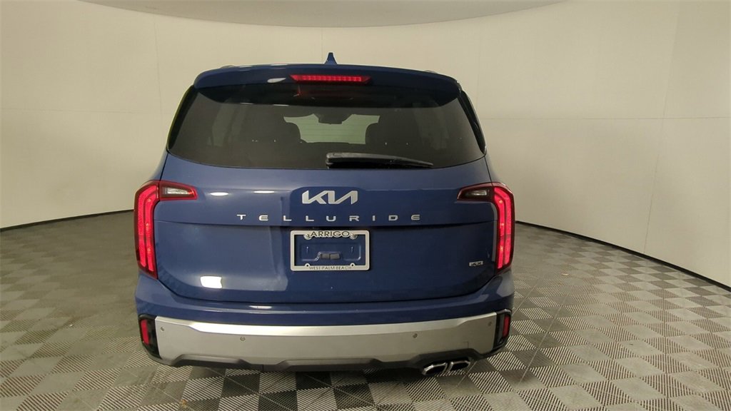 Used 2024 Kia Telluride S w/ S Sunroof Package image 6