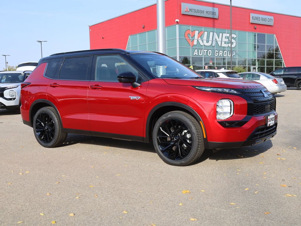 New 2025 Mitsubishi Outlander SEL Black Edition image 2
