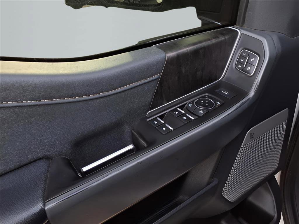 Used 2024 Ford F250 Lariat image 10