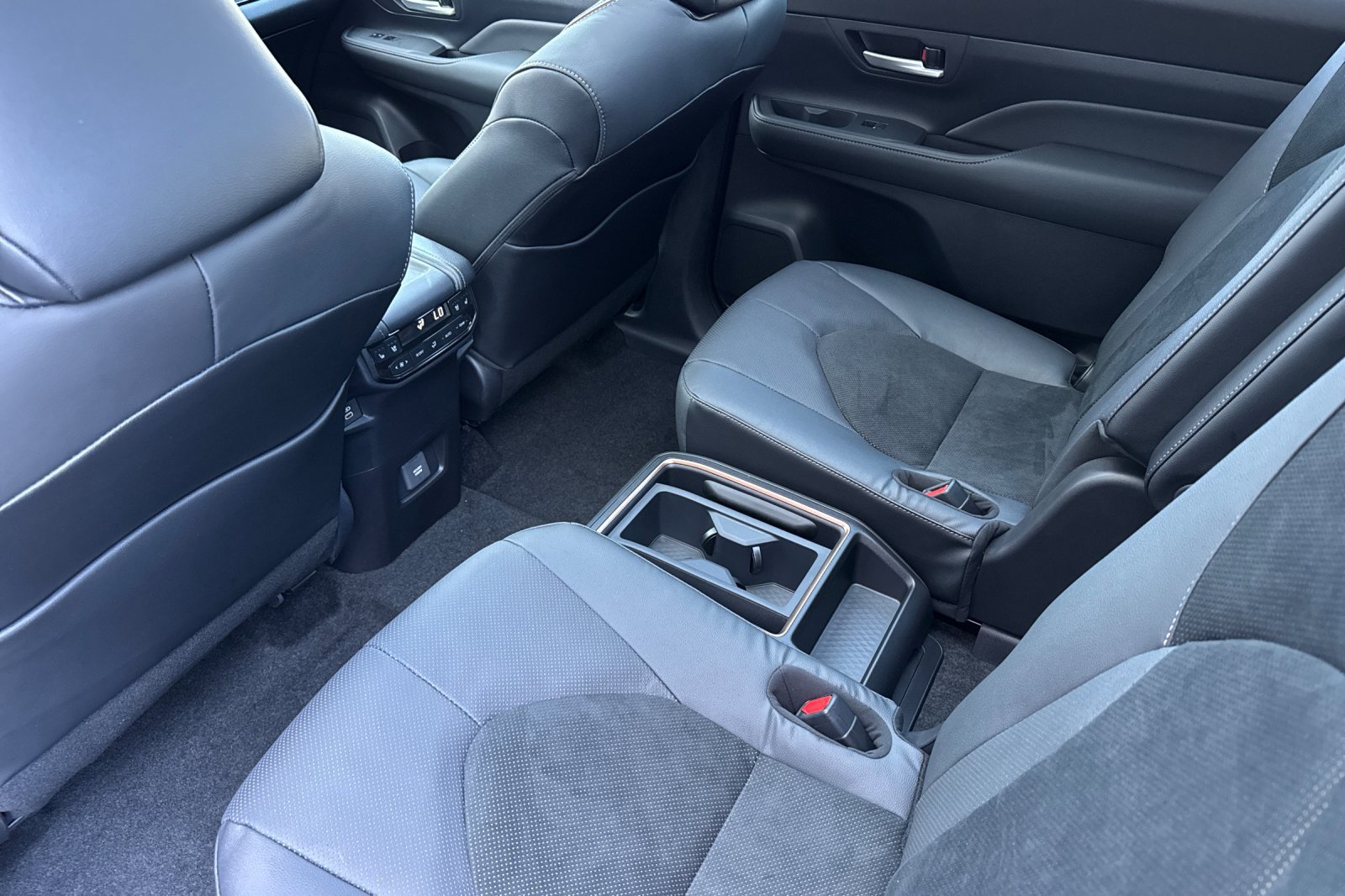 New 2026 Toyota Grand Highlander AWD Hybrid image 5