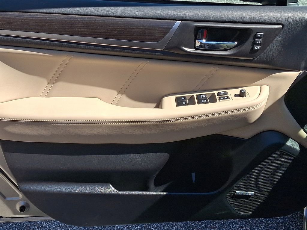 Used 2018 Subaru Legacy 3.6R Limited image 13