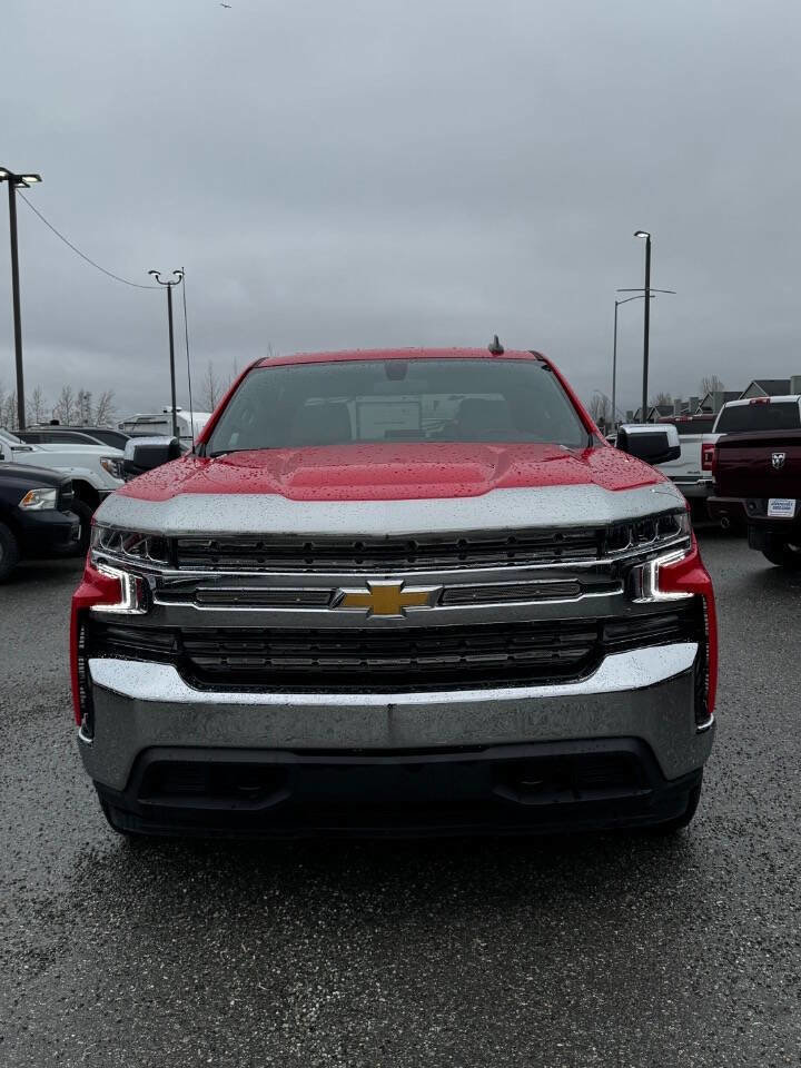 Used 2021 Chevrolet Silverado 1500 LT AWD/4WD image 2