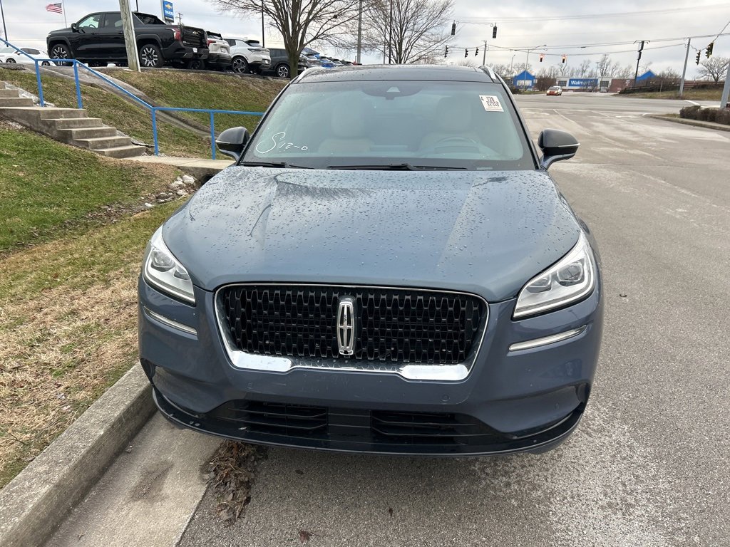 Used 2022 Lincoln Corsair Reserve w/ Equipment Group 201A image 2