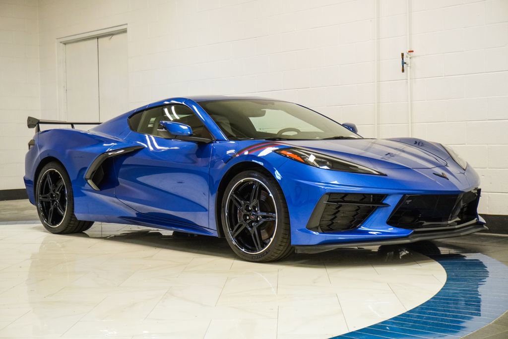 Used 2023 Chevrolet Corvette Stingray Preferred Cpe w/ Z51 Performance Package RWD image 5