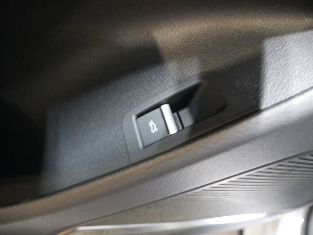 New 2026 Audi Q8 Premium Plus image 19