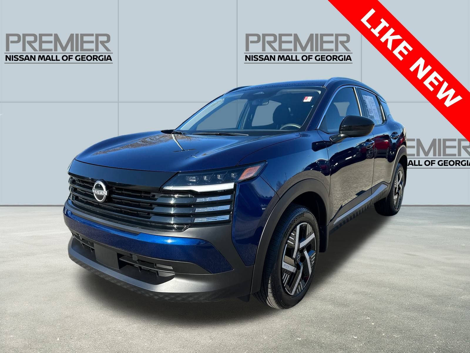 Used 2026 Nissan Kicks SV image 1